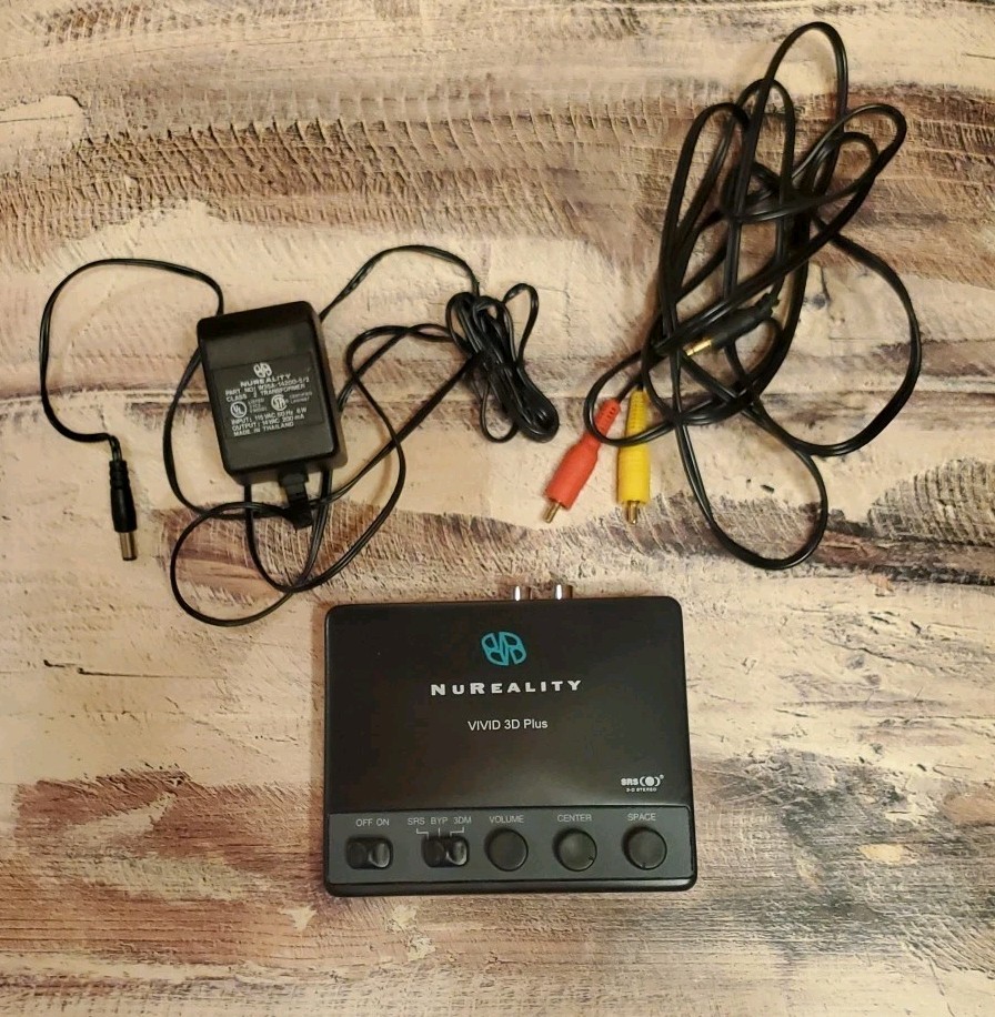 Vivid3d Plus NuReality 3D Sound Includes Power & Connecting Cables