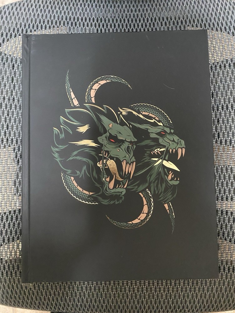 Dungeons And Dragons: Lore & Legends Book