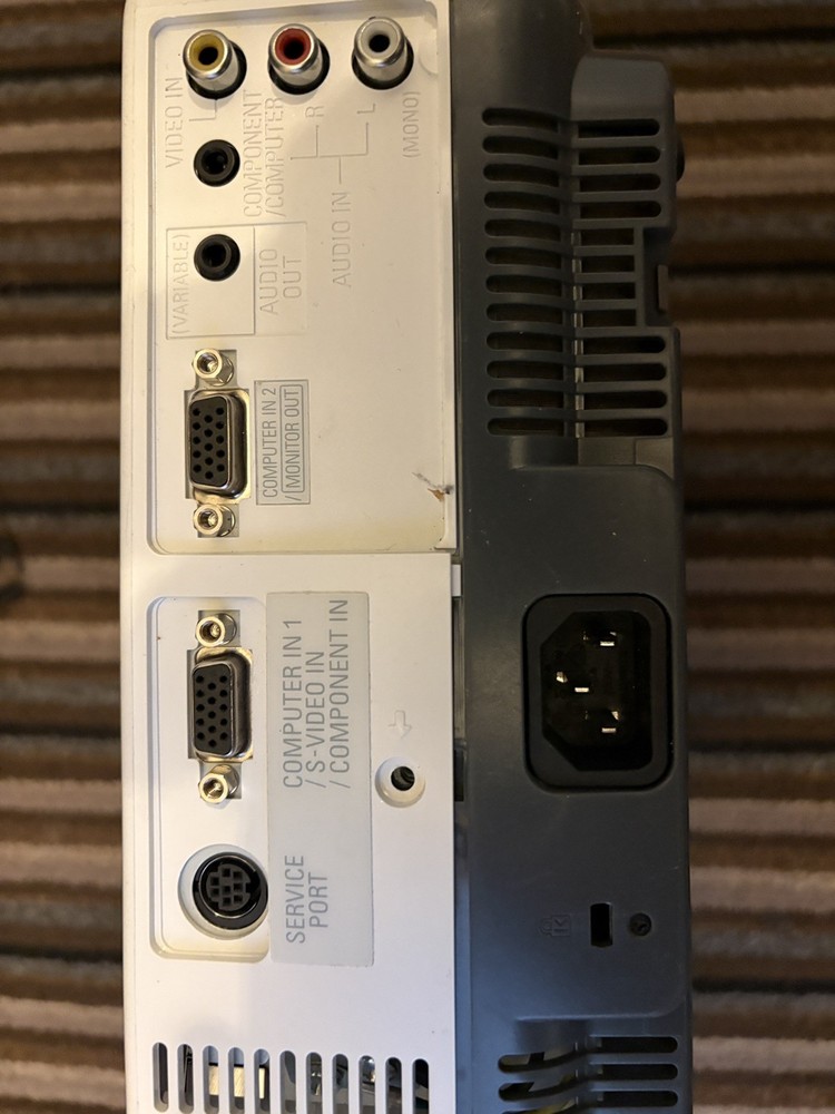 Sanyo Pro Xtrax Multiverse Projector PLC-XW57