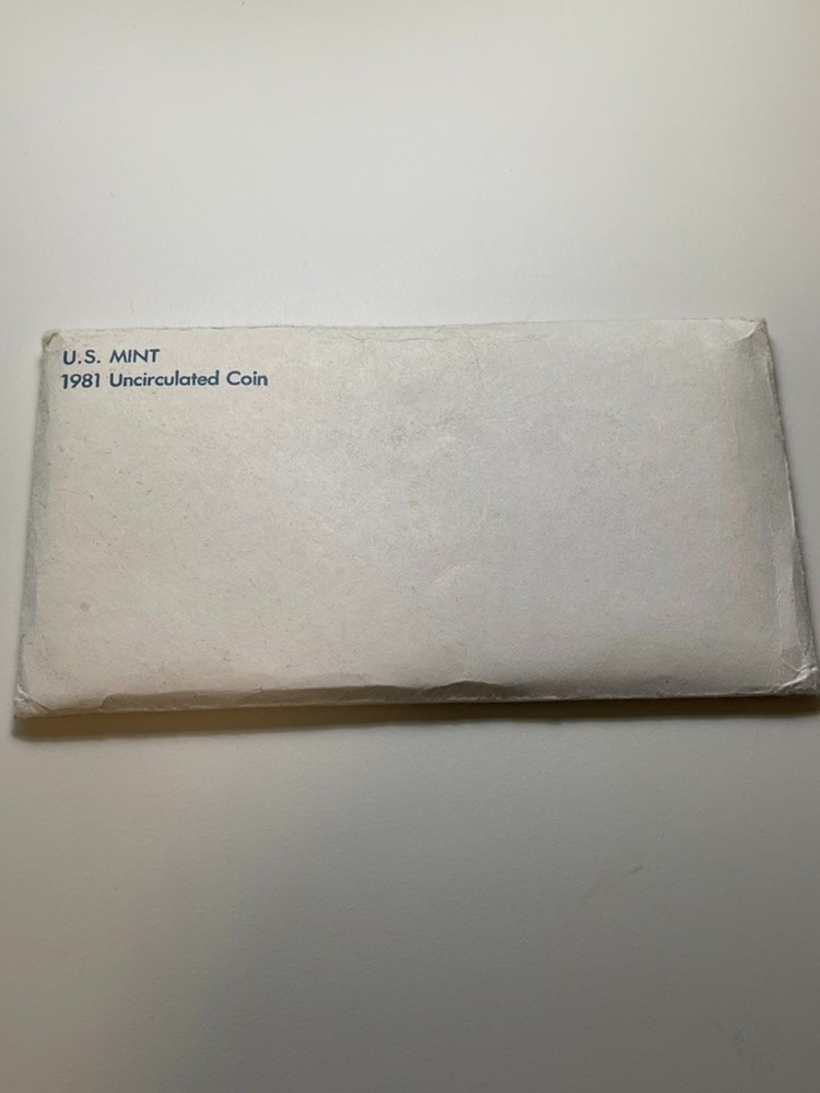 1981 Uncirculated P&D Mint Set with 13 US Coins & OGP Envelope