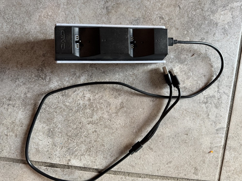 PS5 Charging Station IV-P5211B
