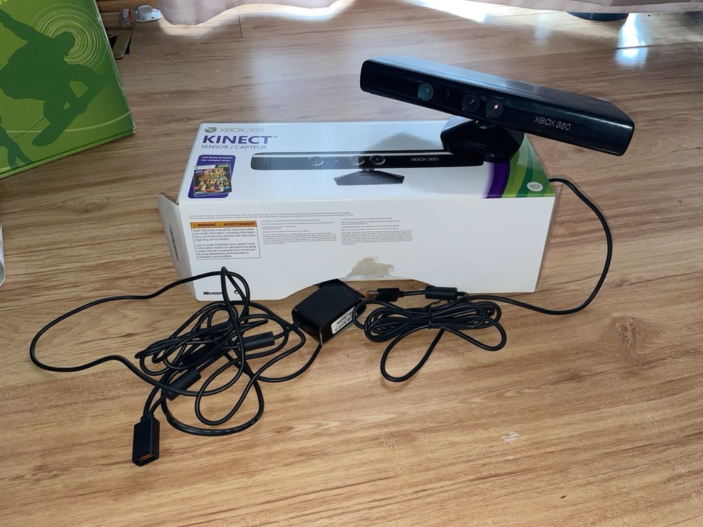 Microsoft Xbox 360 Kinect Sensor Bar Black and Power Adapter