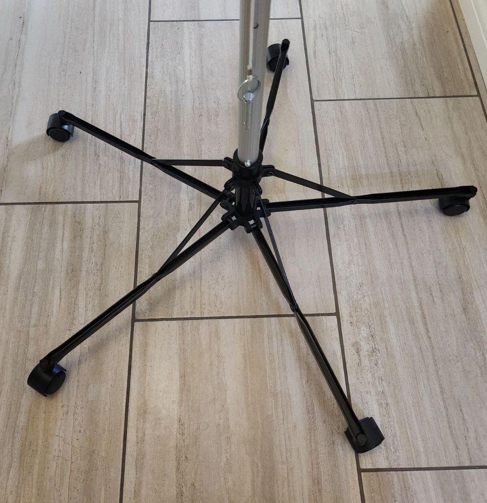 IV stand Sharps Pitch-it