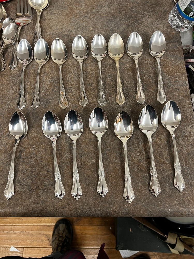 MDS Japan MDJ2 61 Piece Silverplated Flatware Set