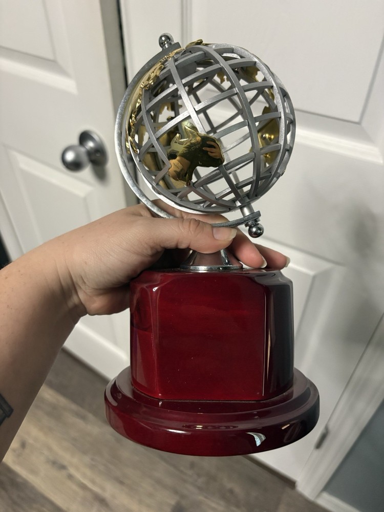 Globe Recognition Award 7.5 inches tall