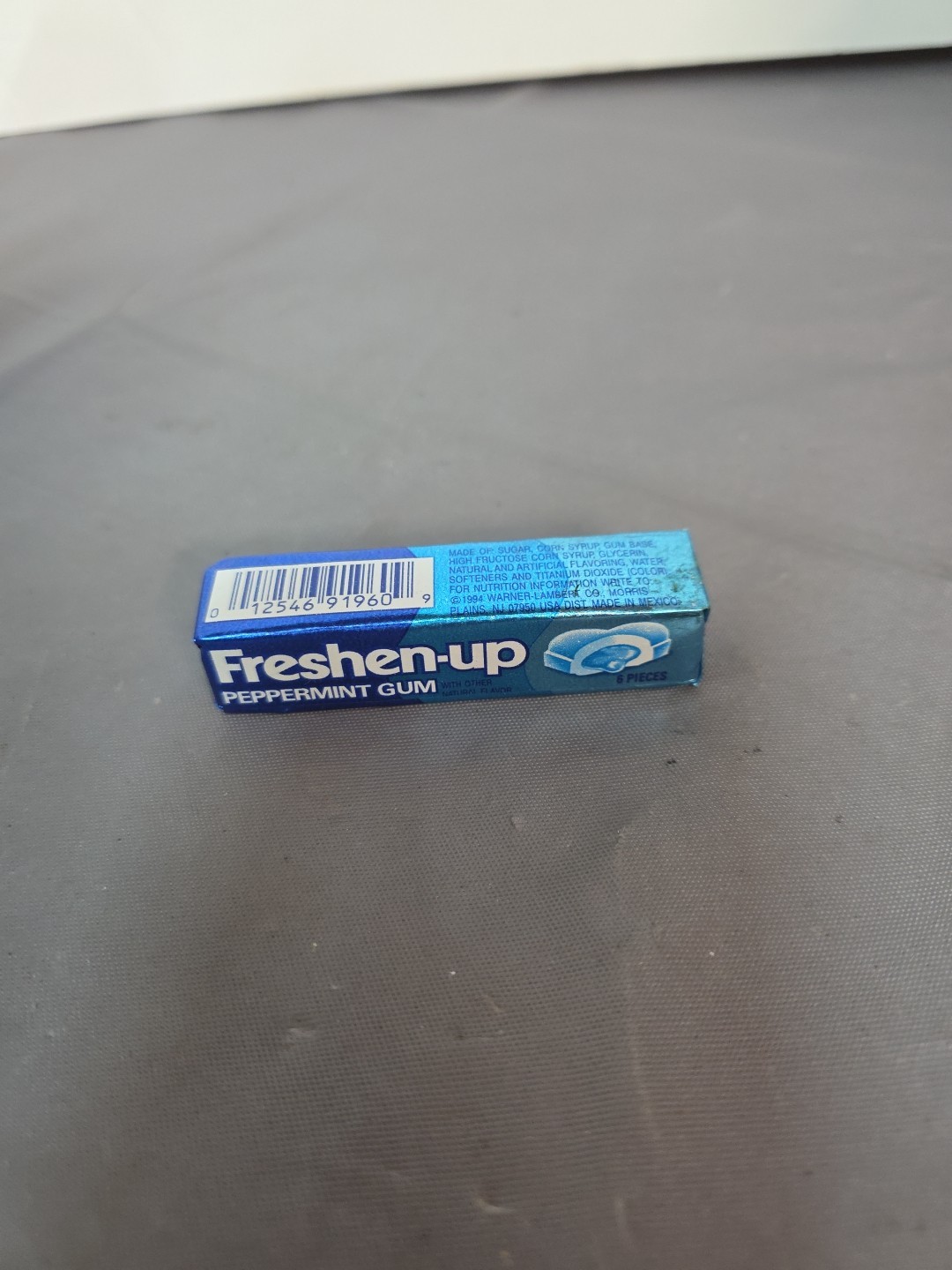 Vintage FRESHEN-UP PEPPERMINT GUM Unopened New Old Stock