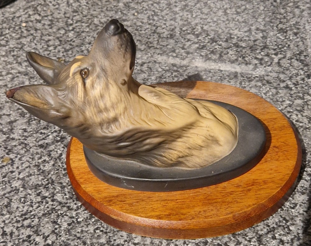Beswick Alsation/German Shepherd Head 2932