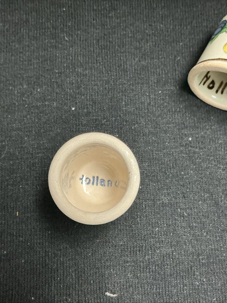 2 Holland Thimbles