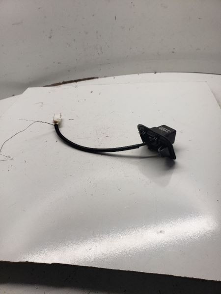 Fits 2009 MAXIMA Camera/ Projector Rear View Camera Lid Mounted OEM