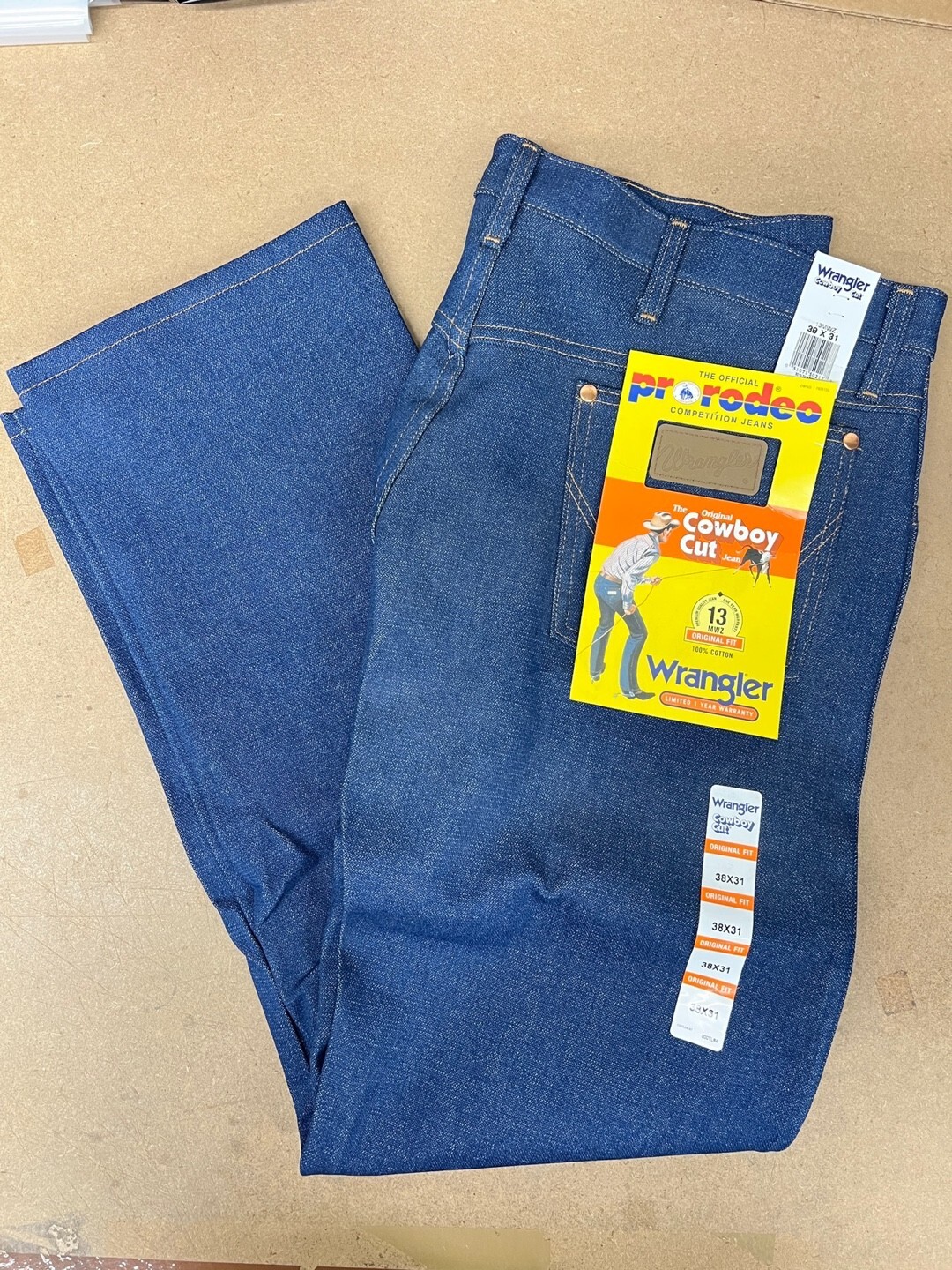 Wrangler Men's Cowboy Cut® Original Fit Prewashed Indigo Jeans 13MWZPW