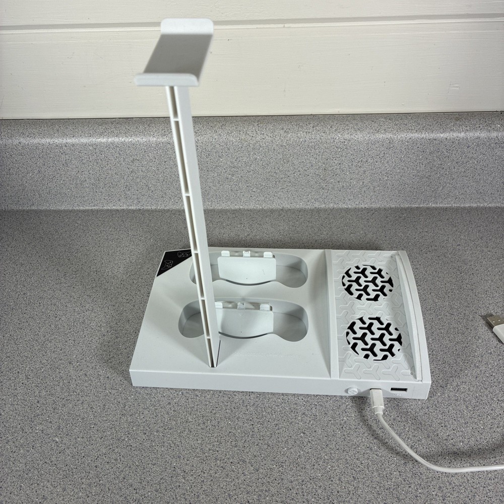 Xbox Series S Vertical Cooling Stand Controller Rechargeable Pack Robot White