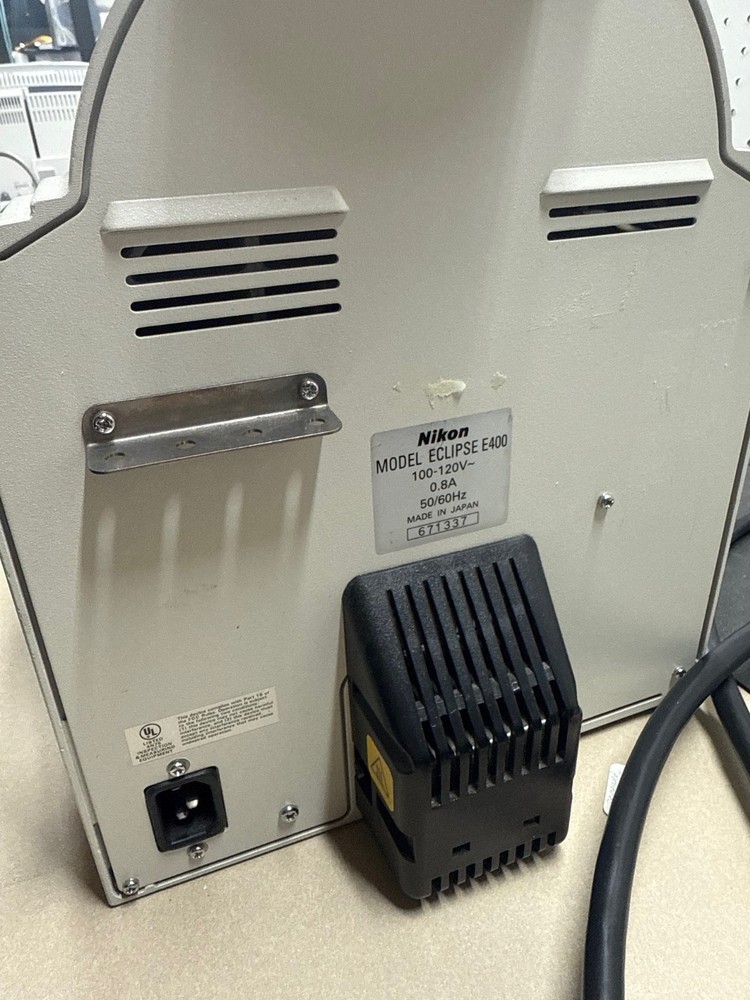Nikon Eclipse E400 Microscope
