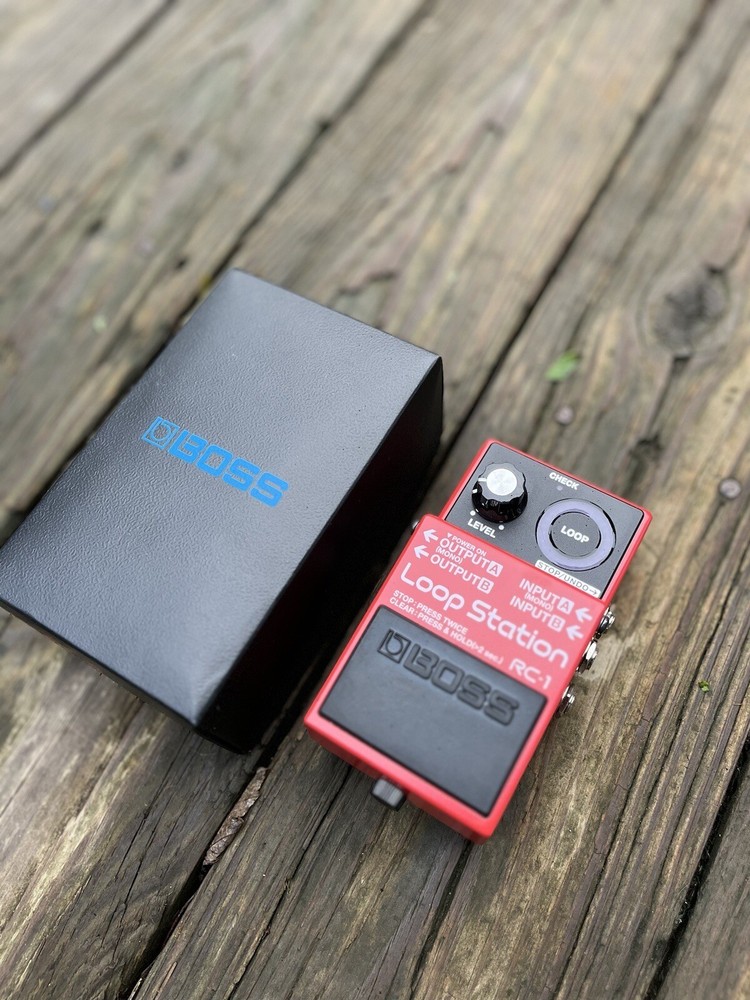 BOSS RC-1 Loop Station Guitar Pedal - Easy Looping