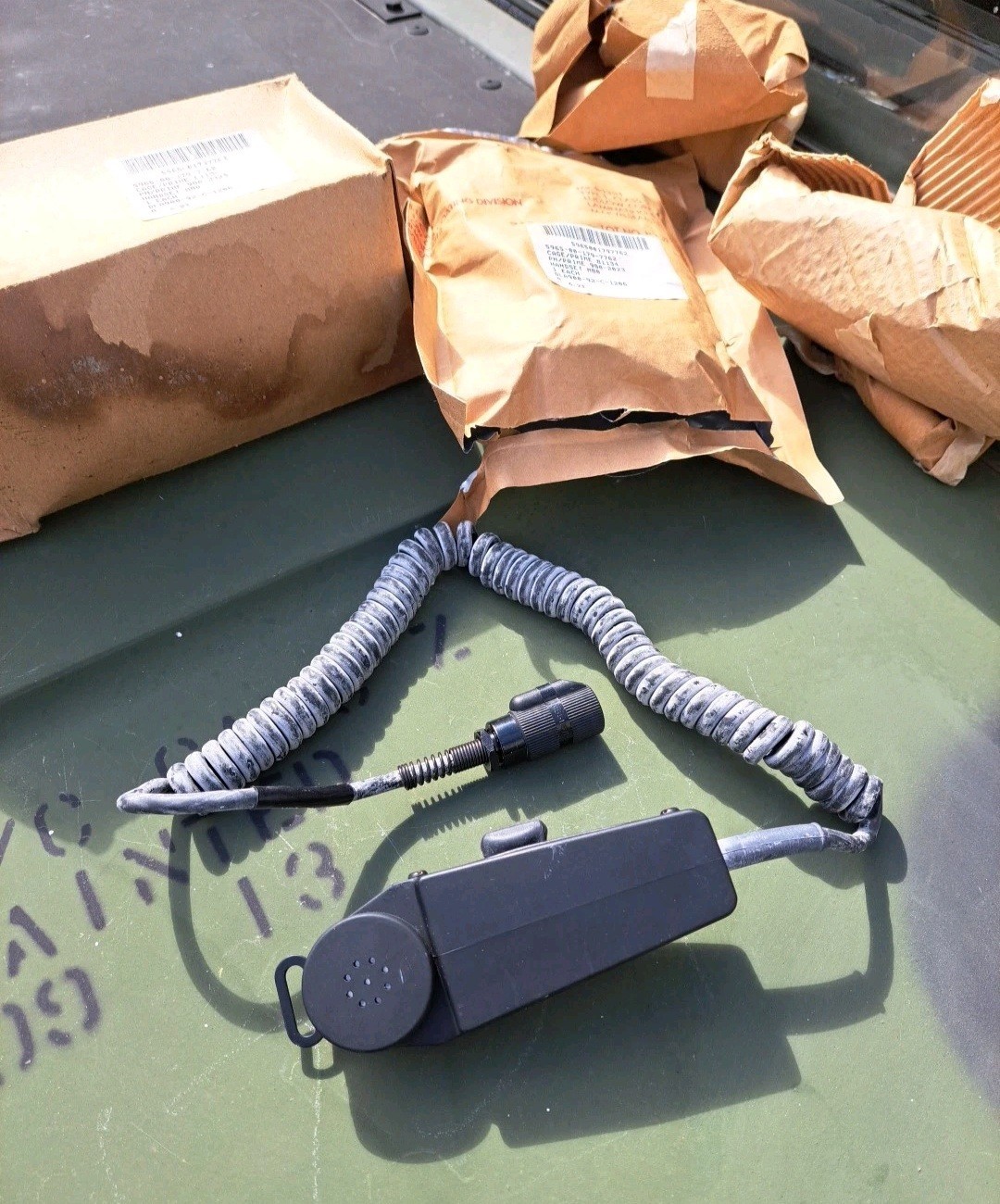 NOS Vintage M80/U Dynamic Radio Microphone Handset ARMY NAVY (Old Style Plug)