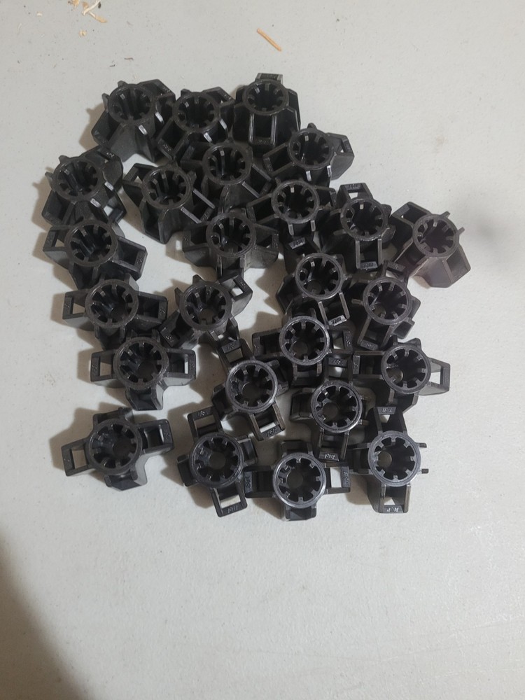 (25pk) THOMAS & BETTS, CABLE FASTENING SYSTEM, STUD SIZE 1/2, (RG)