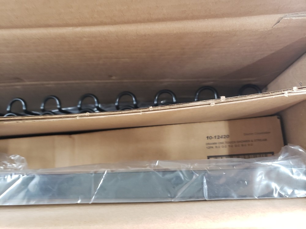 New DRAMM Customer Display Rack For Handheld Watering Tools 3 Layers 8 Slots