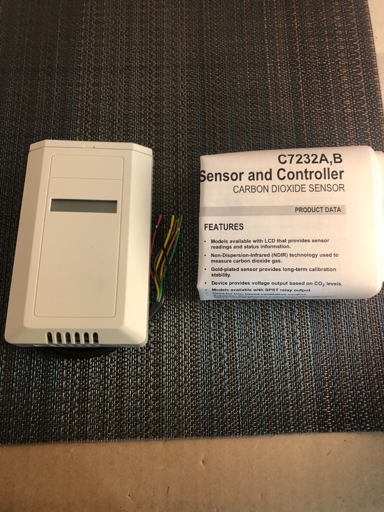 Honeywell C7232A1024 Sensor Controller CO2 Sensor NEW!