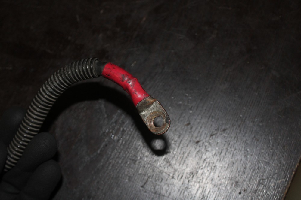 2001 Harley-Davidson Electra Glide POSITIVE CABLE