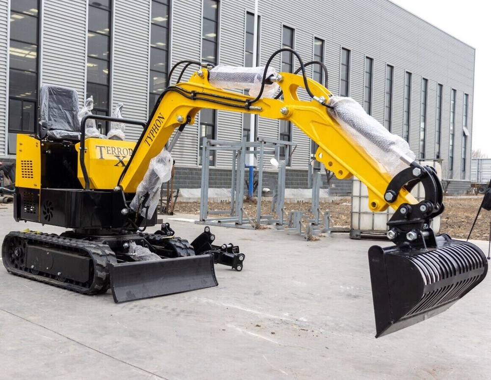 TYPHON Mini Excavators Digger Attachment 600mm Screening Skeleton Bucket