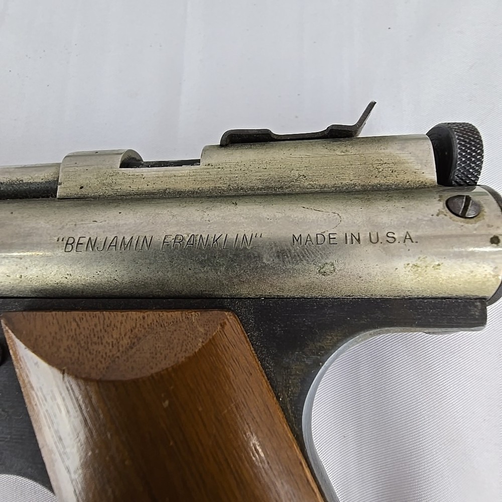 Benjamin Super Single Shot Target Pistol #132 Untested