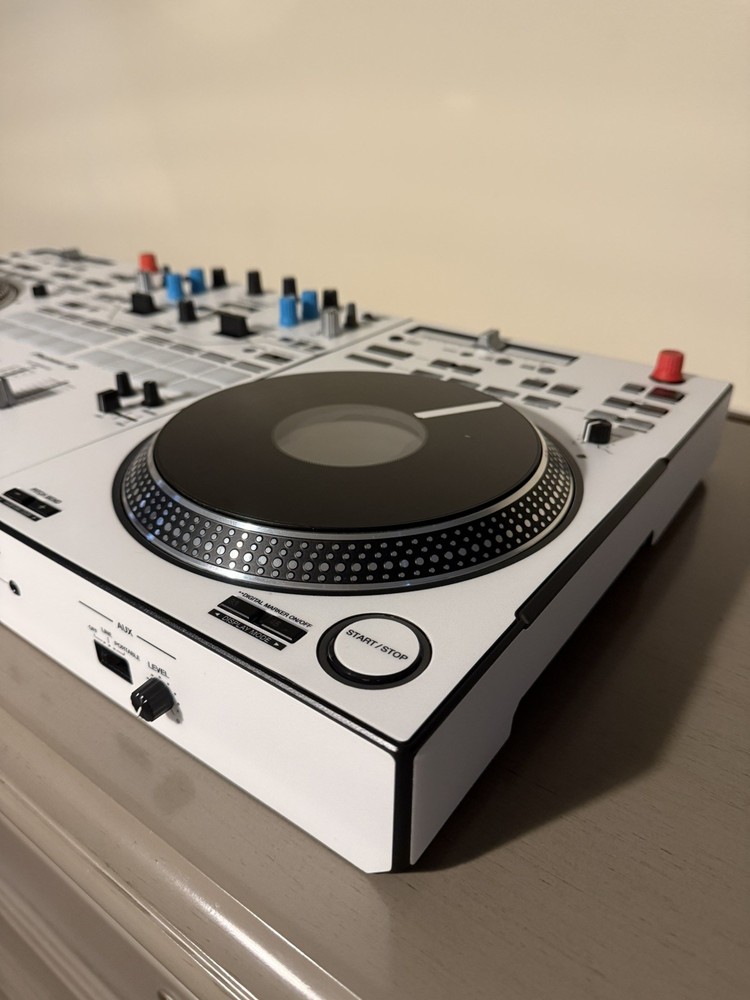 Pioneer DJ DDJ-REV7 Double Deck Controller