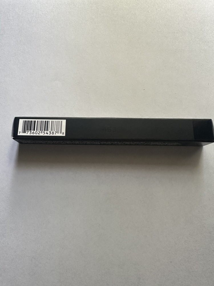 MAC BRUSHSTOKE 24 HOUR EYELINER NEW