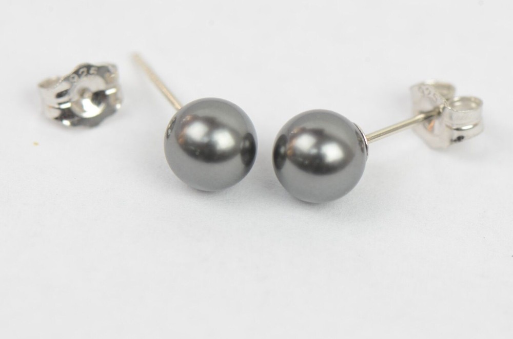 925 Solid Sterling Silver Beautiful Classic Pearls Stud Earrings