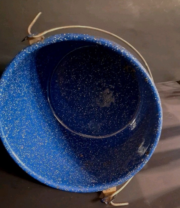 Vintage Enamalware Berry Pail with Handle