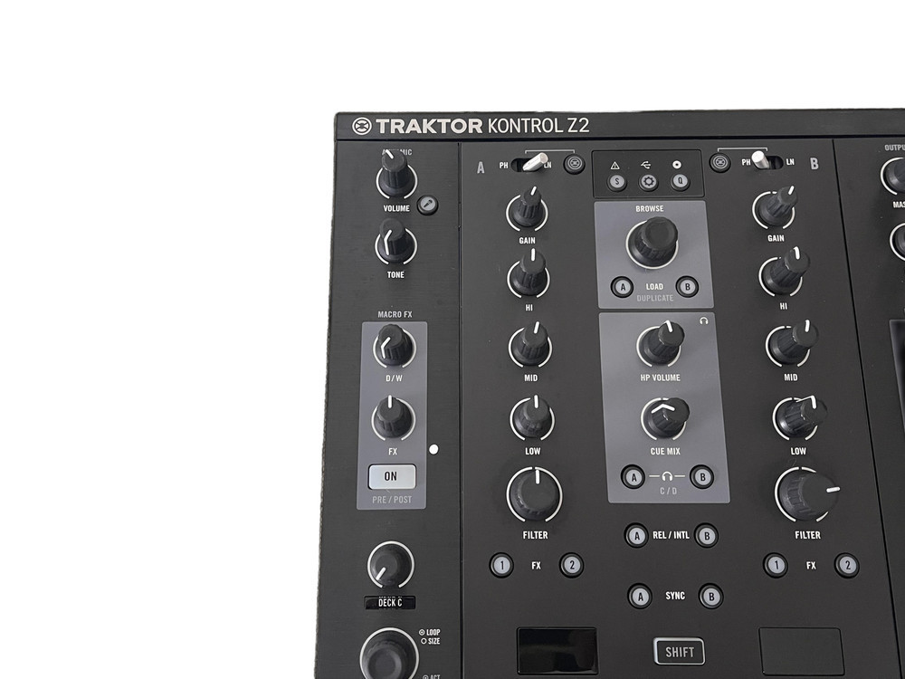 Native Instruments Traktor Kontrol Z2 2-Channel DJ Mixer Controller - Tested
