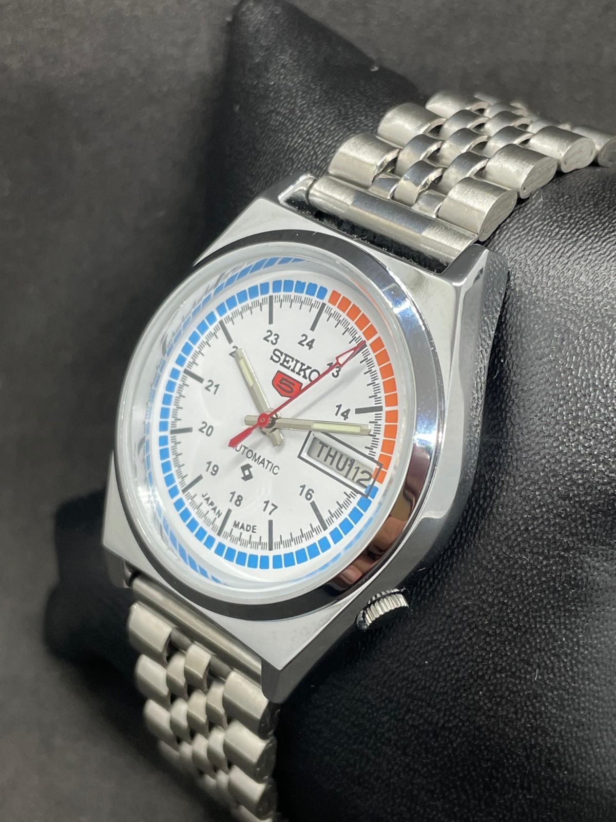 Vintage Refurbished Seiko 5 Automatic Day/Date Japan Men's Wrist Watch