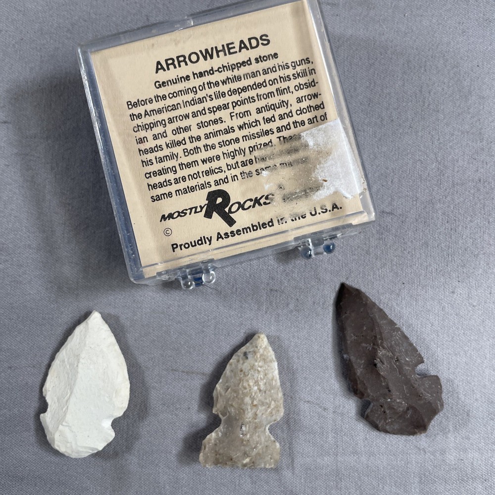 ARROWHEADS 3 ARROW POINTS IN BOX