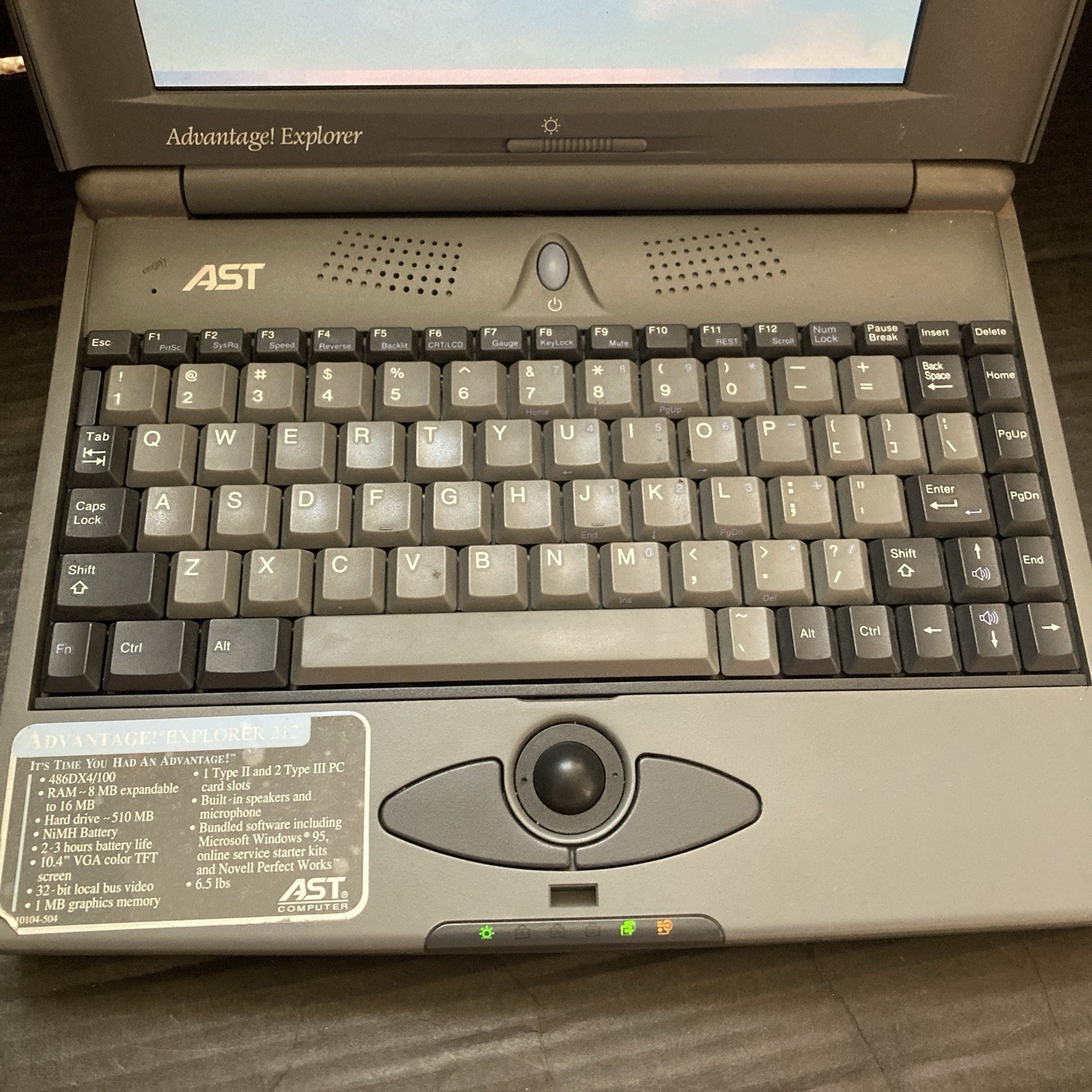 Vintage AST Advantage! Explorer 212 Laptop 486DX4/100 TFT, Working, Read Desc.