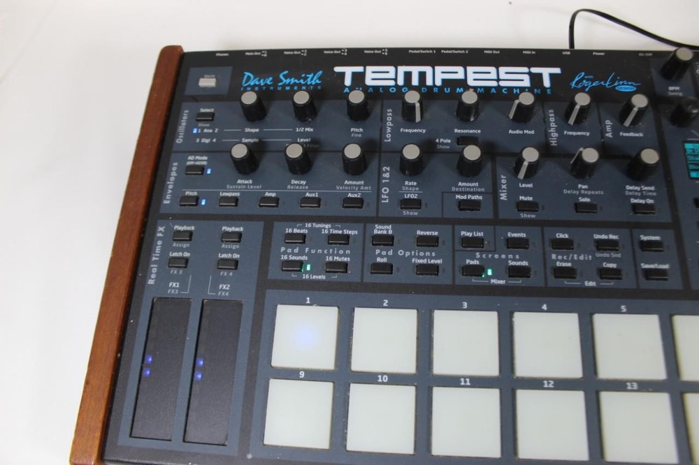 Sequential Dave Smith Instruments Tempest Analog Drum Machine, Roger Linn Design