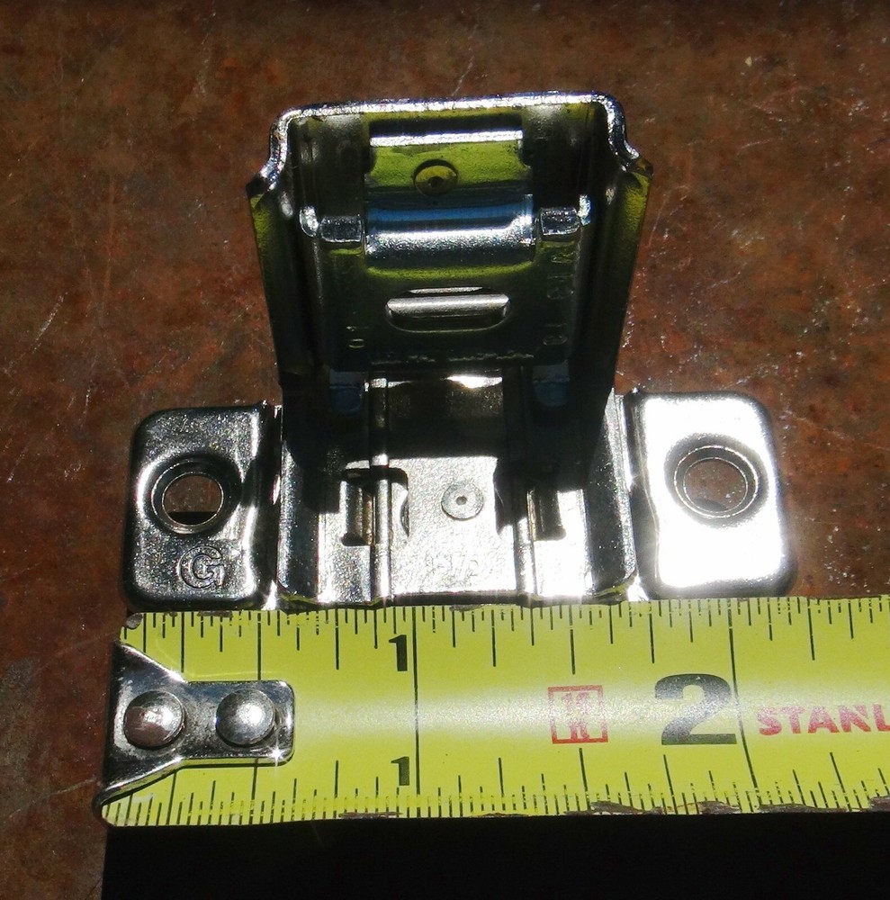 40 Cabinet hinges concealed frame 1-1/2" overlay