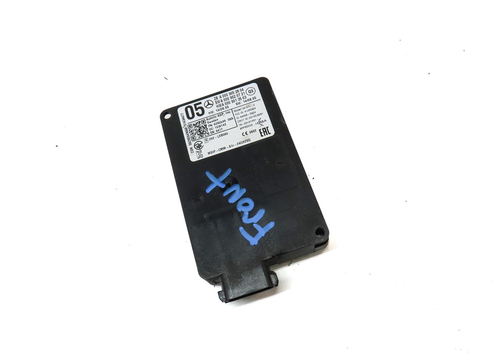 16 MERCEDES E350 W212 FRONT BRAKE ASSIST COLLISION AVOIDANCE RADAR SENSOR MODULE