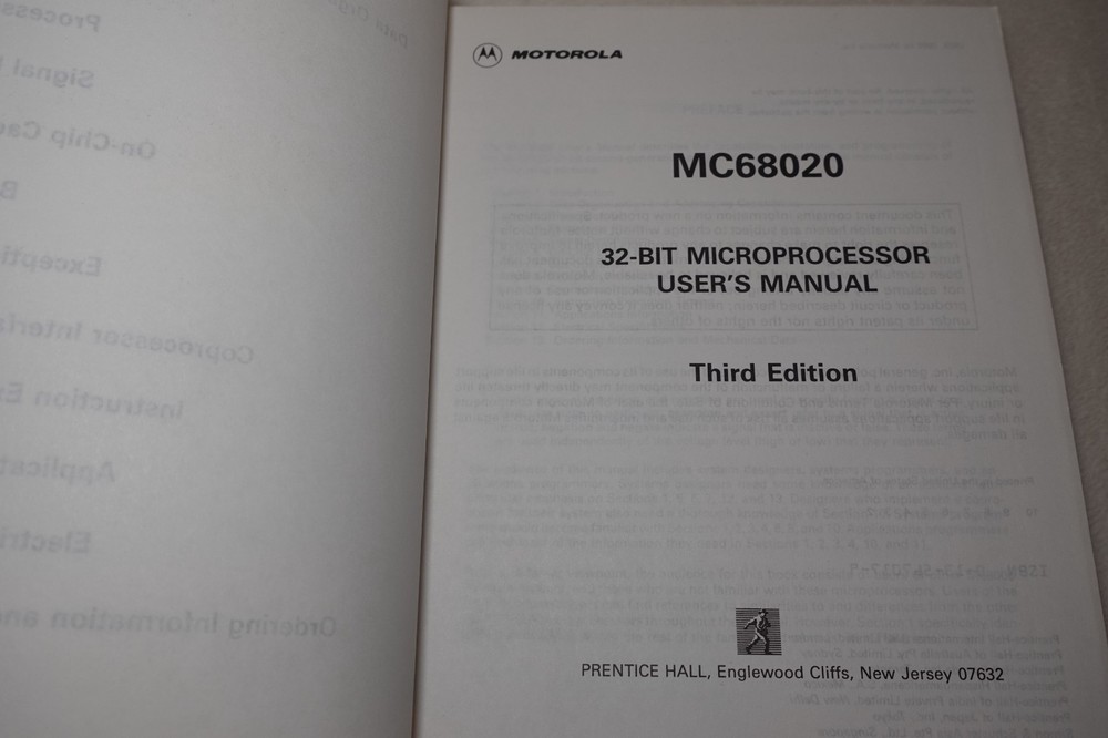Motorola MC68020 32-Bit Microprocessor User's Manual 3rd Edition Publication