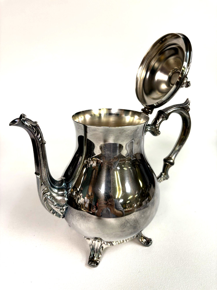 LS Co. Tea / Coffee Pot Silverplated 9" Tall