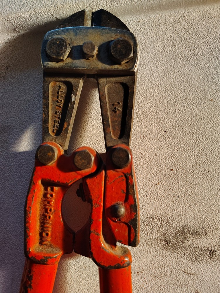 alloy steel bolt cutters