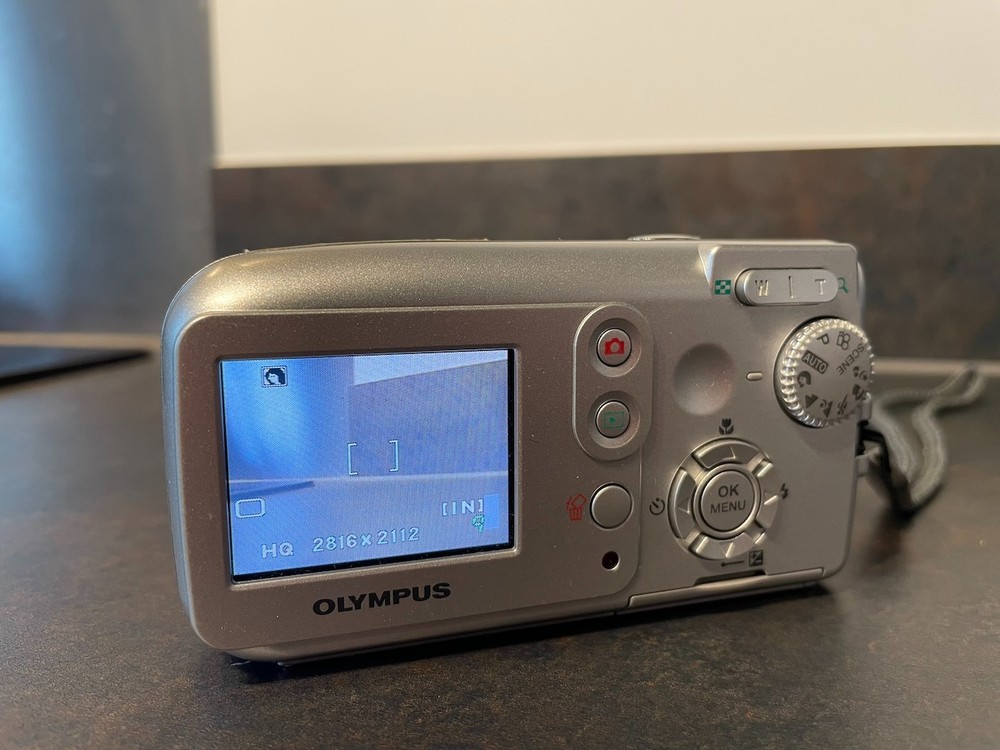 Olympus Digital Camera FE-120 6.0MP Silver, Tested & Working