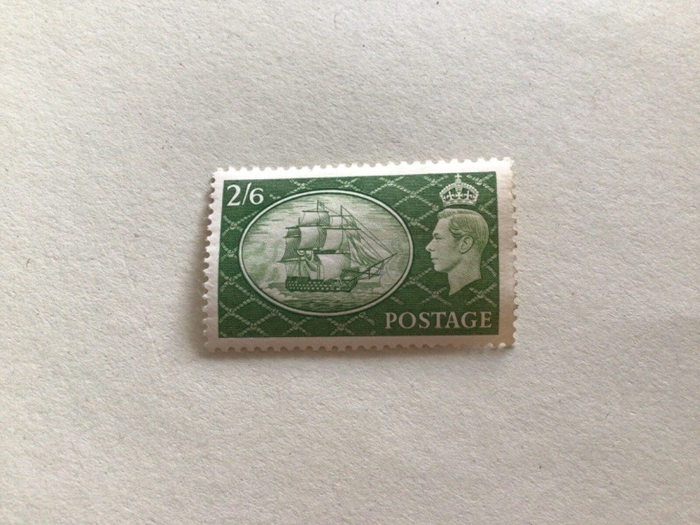 G. B. high value lightly mounted mint stamp A13122