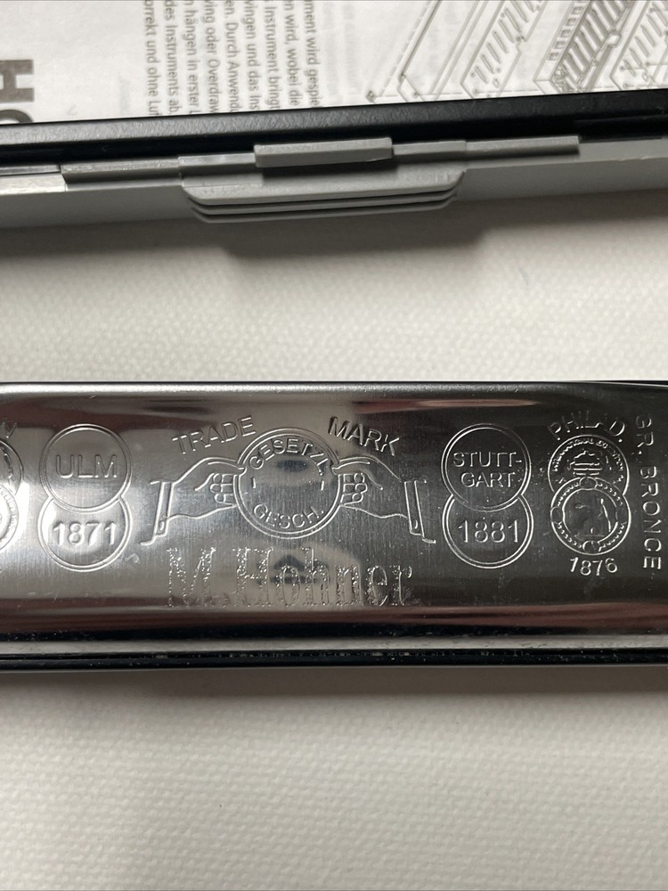 Hohner Special 20 Harmonica With Case L1