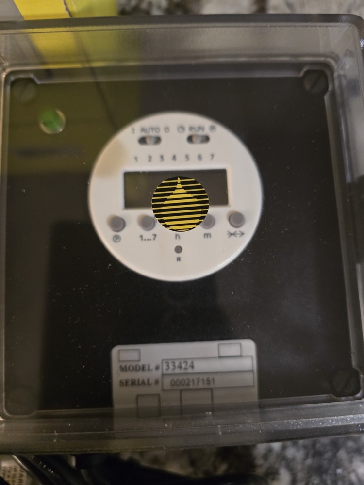 LMI Liquitron Time Switch Controller Model 33424 Liquid Metronics Milton Roy