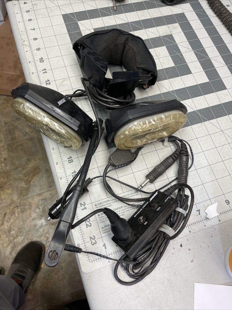 BOSE AH-BG AVIATION PILOT HEADSET  CABLE & HEADSET INTERFACE (e340