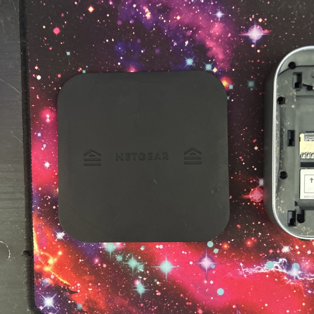 Netgear Mr1100 No Cables No Battery