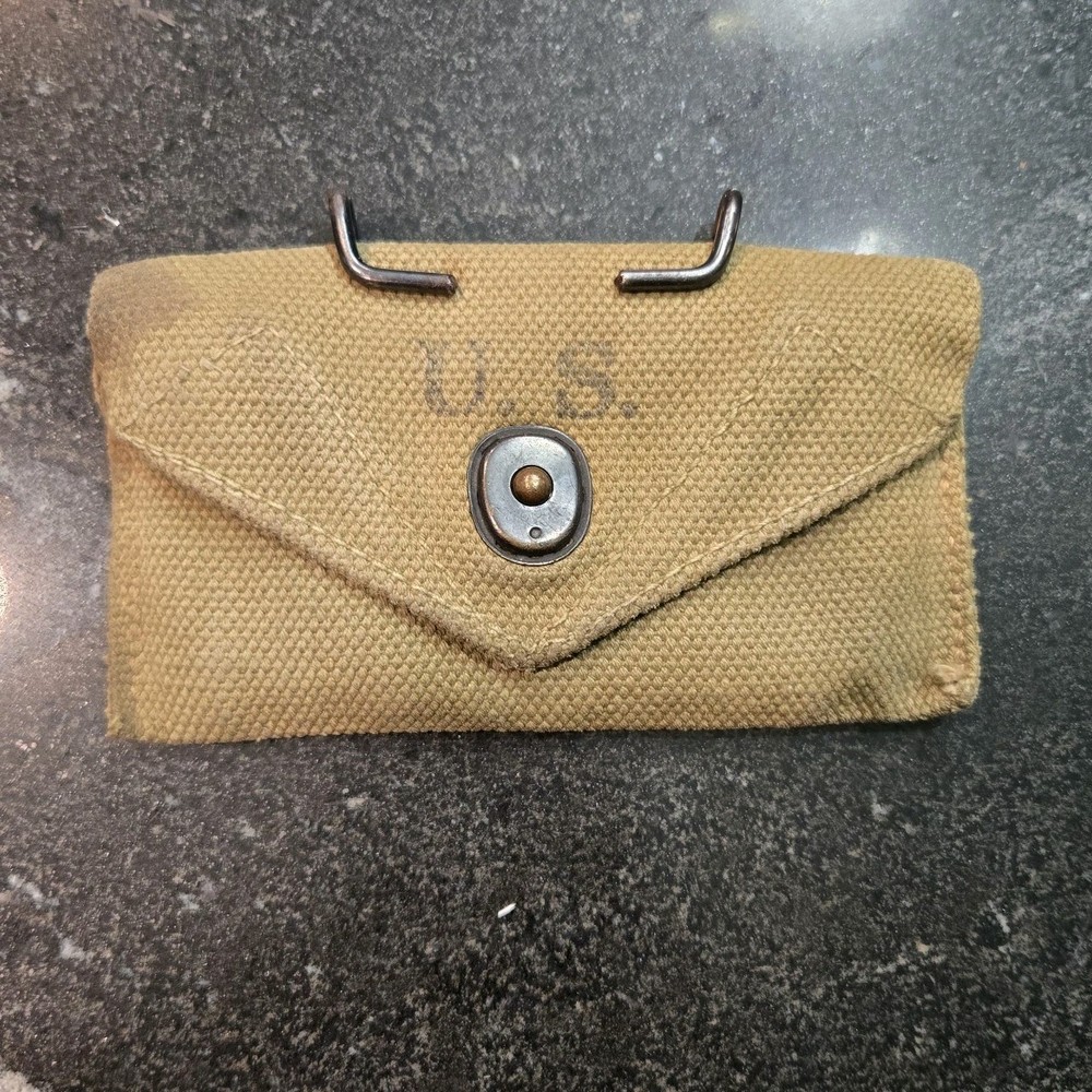 ORIGINAL WWII US ARMY INFANTRY M1942 FIRST AID CARLISLE BANDAGE CARRY POUCH-1942