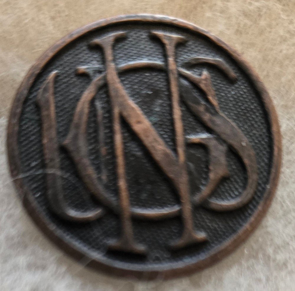 WW1 US National Guard (Script Style) Collar Disc with nut.