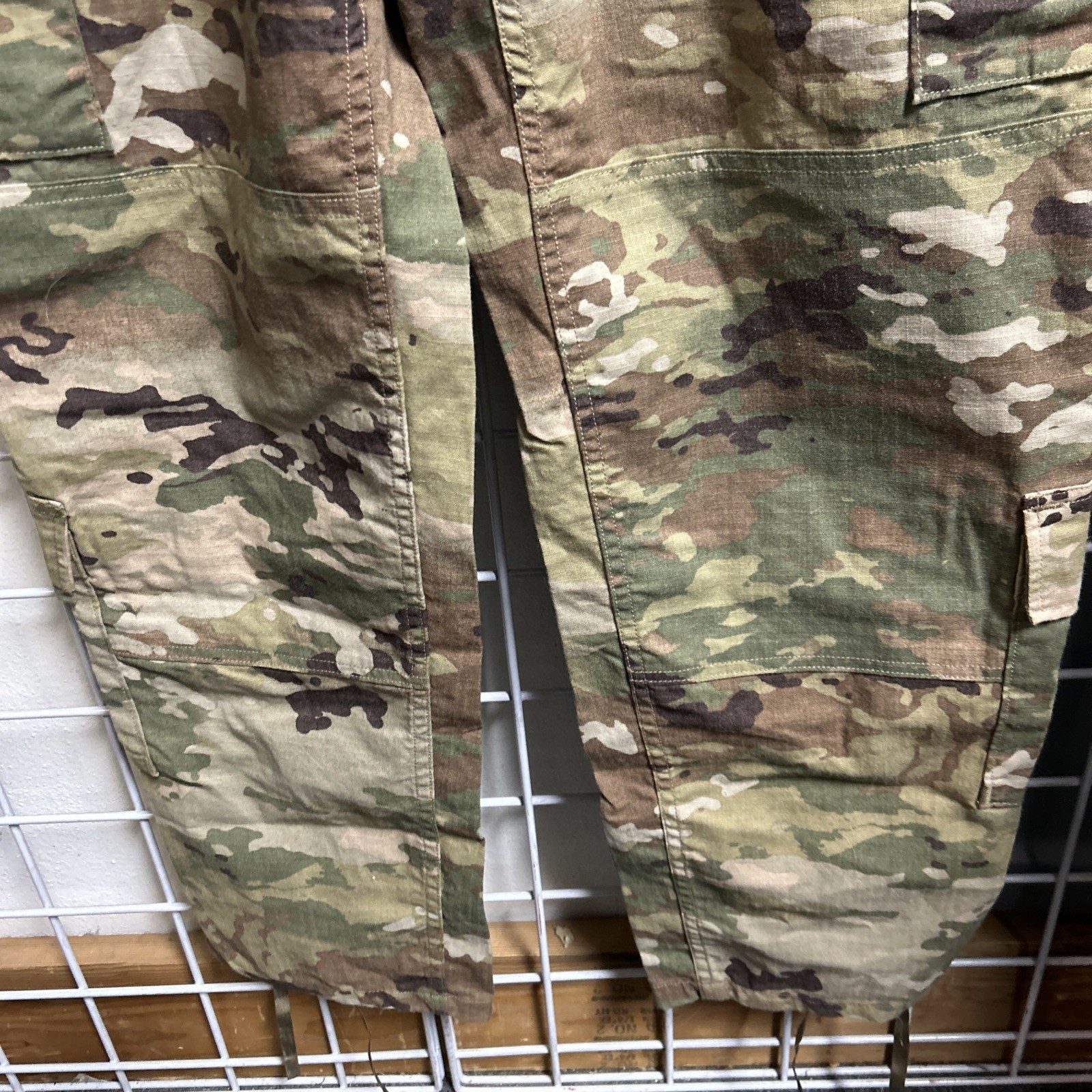 USGI OCP Multicam FRACU Flame Resistant Combat Trousers Medium Regular NWT