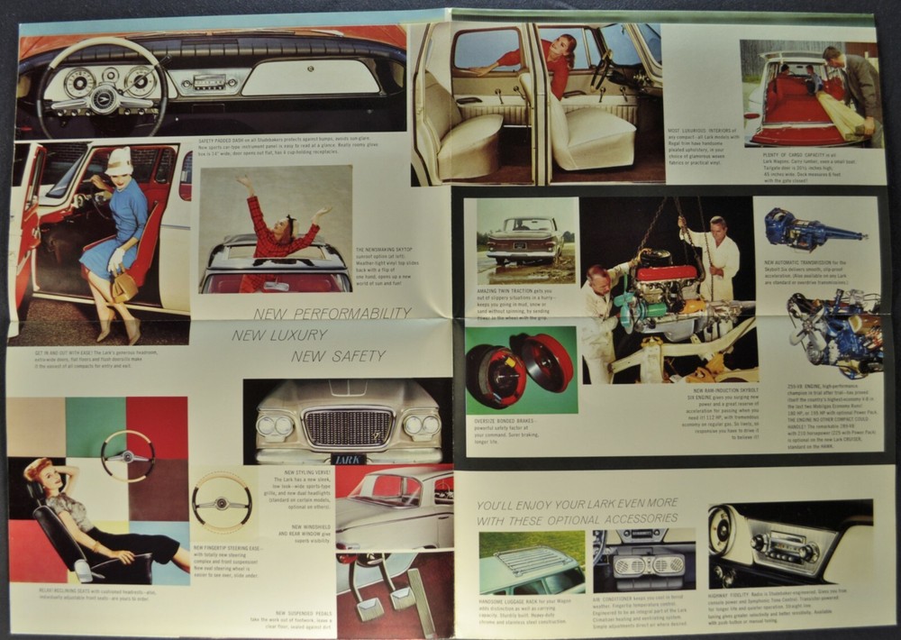 1961 Studebaker Brochure Folder Hawk Lark Deluxe Regal Excellent Original 61