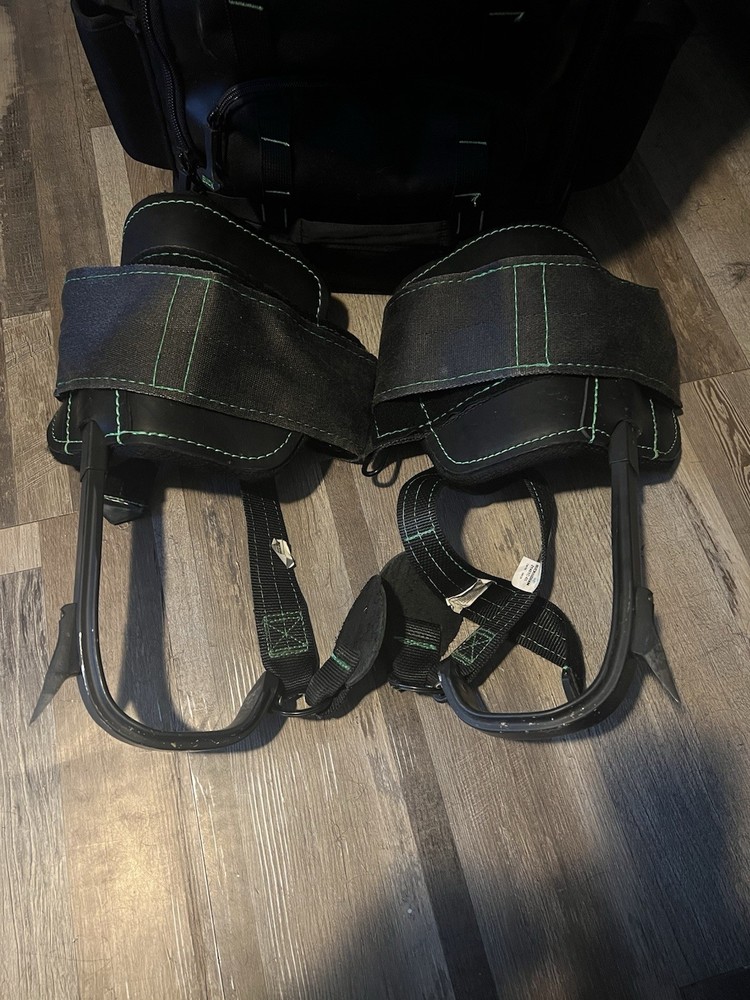Lineman climbing gear Buckingham
