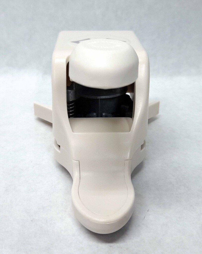 LOOP EDGE CORNER PUNCH - Martha Stewart